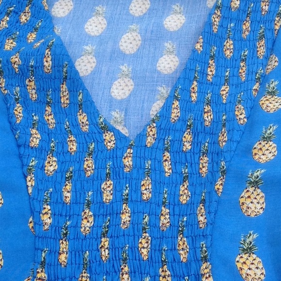 Zara Pineapple Shirt. - Picture 5 of 7